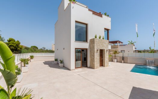 MODERN 2-STOREY VILLA WITH POOL & SOLARIUM, 5 MIN WALK TO BEACH