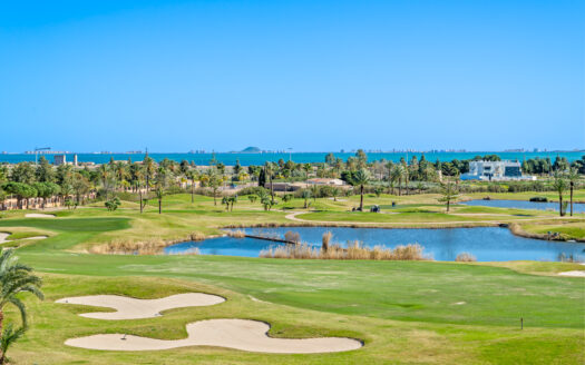 FULLY-FURNISHED 2 & 3-BED APARTMENTS AT LA SERENA GOLF, MAR MENOR