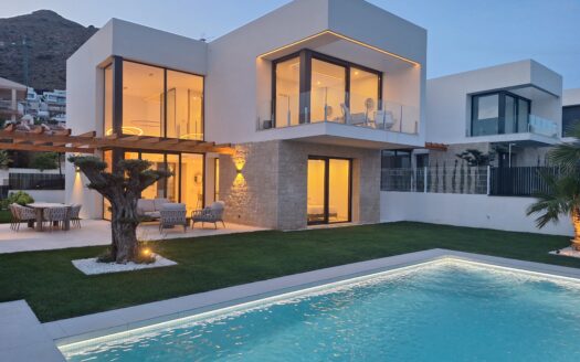 WONDERFUL SEA-VIEW VILLA WITH POOL AT SIERRA CORTINA, FINESTRAT