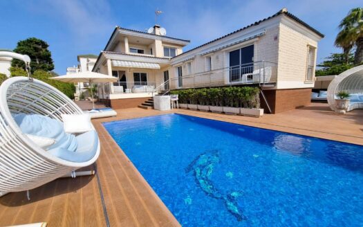 CHALET IN TORREVIEJA