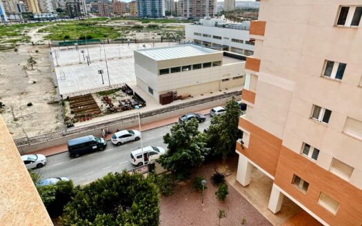 APARTMENT IN GUARDAMAR DEL SEGURA