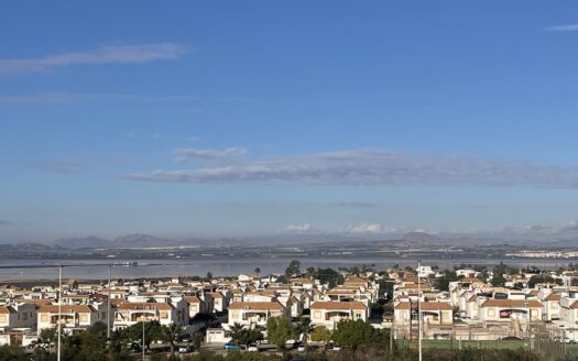 APARTMENT IN TORREVIEJA