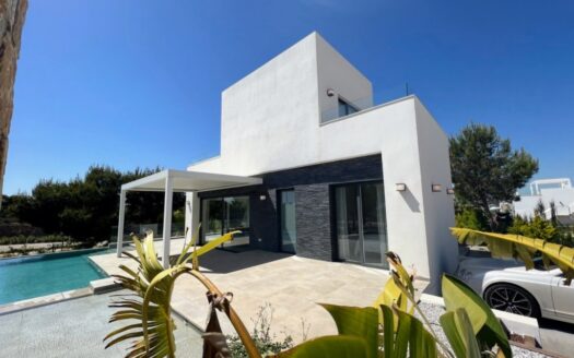 VILLA IN DEHESA DE CAMPOAMOR