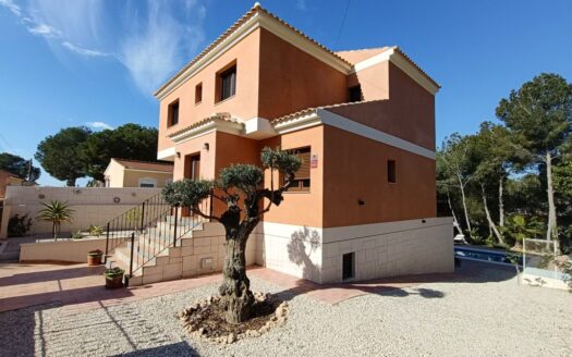VILLA IN PINAR DE CAMPOVERDE