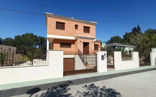 VILLA IN PINAR DE CAMPOVERDE