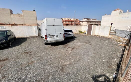 LAND IN ROJALES