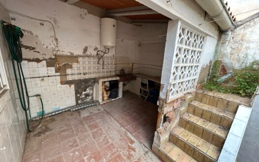 HOUSE IN TORREVIEJA CENTRO