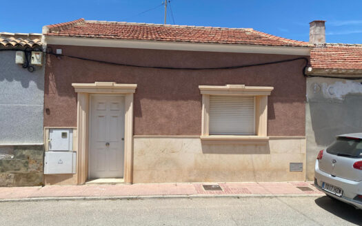 TOWNHOUSE IN BENEJúZAR