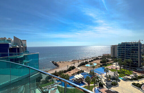 APARTMENT PENTHOUSE IN PUNTA PRIMA
