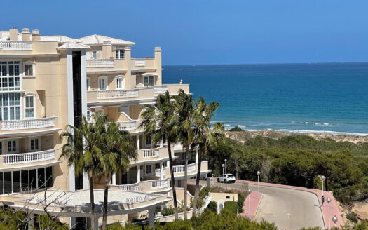 PENTHOUSE IN GUARDAMAR DEL SEGURA