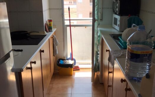 Seaside Living: One-Bedroom Apartment with Garage, 50m from the Beach