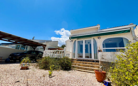 DETACHED HOUSE / VILLA IN EL CHAPARRAL