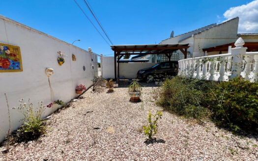 DETACHED HOUSE / VILLA IN EL CHAPARRAL