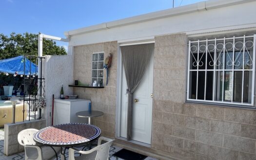 BUNGALOW IN TORREVIEJA