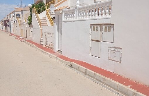 APARTMENT IN TORREVIEJA