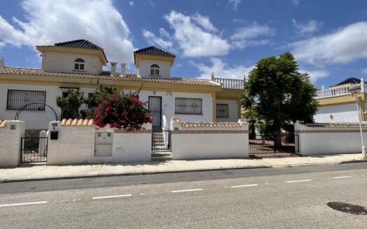 SEMI DETACHED HOUSE IN CIUDAD QUESADA