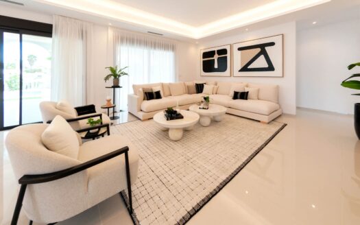 BEAUTIFUL 3-BED MODERN VILLA WITH POOL – FURNISHED & KEY READY