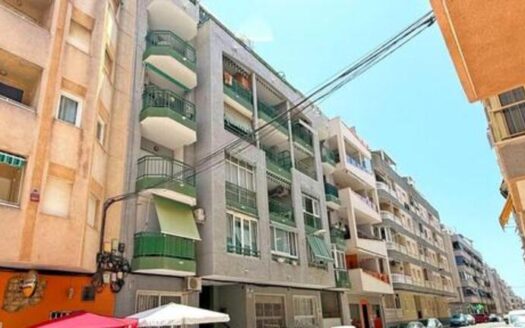 APARTMENT IN TORREVIEJA
