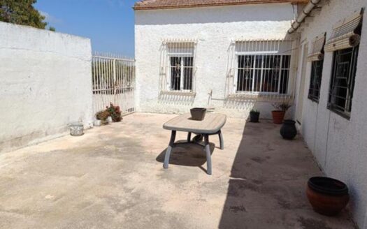 FINCA IN ROJALES