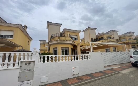 VILLA IN LO CRISPIN