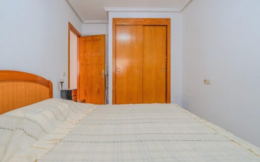 Cozy One-Bedroom Apartment in Torrevieja – Great Investment Opportunity