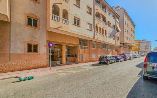 Cozy One-Bedroom Apartment in Torrevieja – Great Investment Opportunity