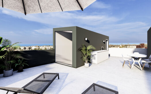 STYLISH 3-BED TOWNHOUSE WITH POOL & SOLARIUM, 5 MINS FROM BEACH