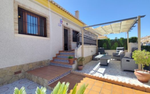 QUAD HOUSE IN VILLAMARTIN