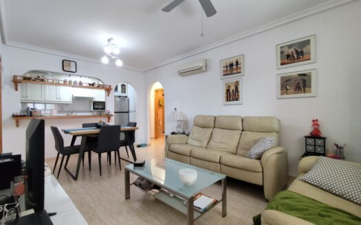 APARTMENT IN ORIHUELA COSTA
