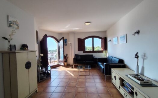 APARTMENT IN PUNTA PRIMA
