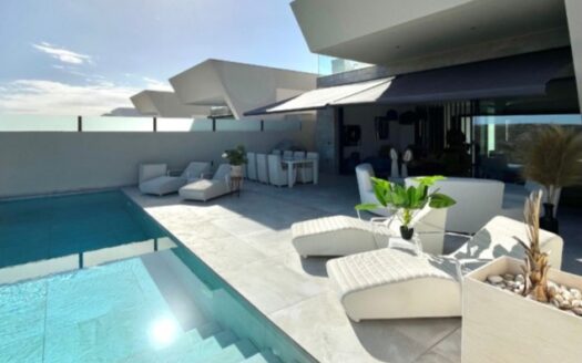 FURNISHED 5-BED POOL VILLA WITH BREATH-TAKING SEA & COUNTRY VIEWS