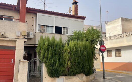 TOWNHOUSE IN ROJALES