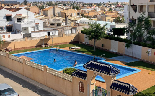 APARTMENT IN LA FLORIDA