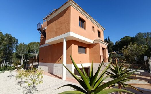 VILLA IN PINAR DE CAMPOVERDE