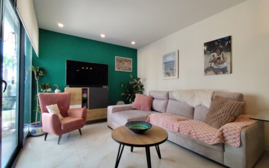 APARTMENT IN ORIHUELA COSTA