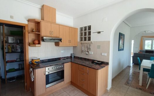 COUNTRY HOUSE IN ALBATERA