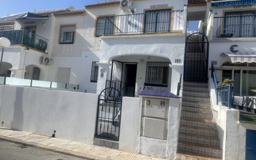 APARTMENT IN LA FLORIDA