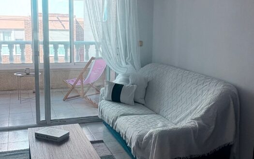 Prime Location Apartment with Terrace & Large Patio – Steps from the Port & Beaches