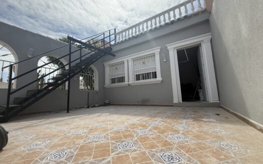 Sun, Comfort & Mediterranean Charm – Renovated Home with Private Solarium