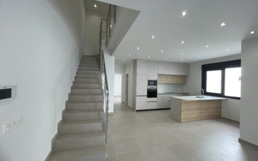 BRAND-NEW KEY-READY 3-BED VILLAS IN HEREDADES