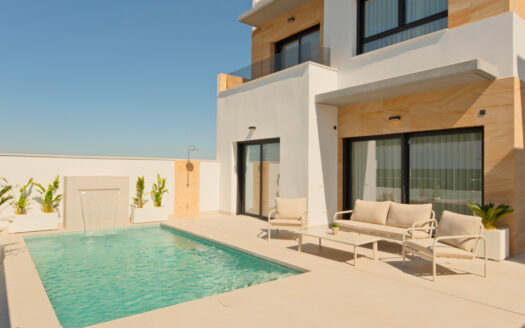 KEY-READY & OFF-PLAN 3-BED VILLAS IN BOOMING BENIJÓFAR